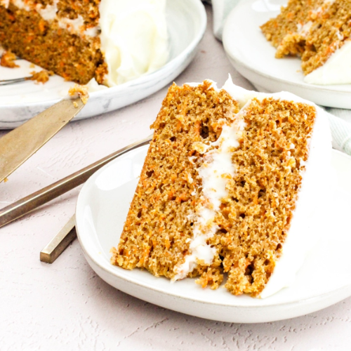 Iced Carrot Cake 9in